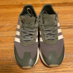 Women’s green adidas sneakers!